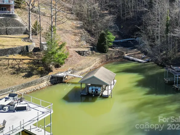 197 Magnolia Dr #1, Nebo, NC 28761