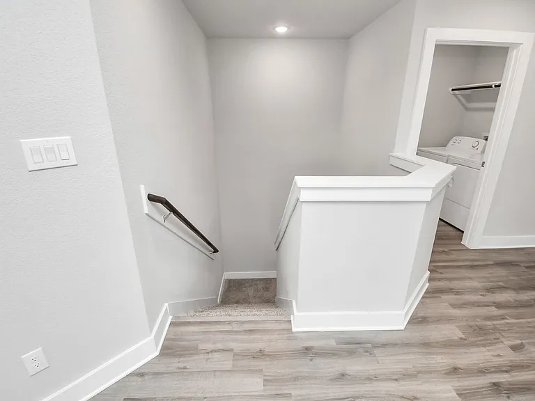 21047 Bay Village Dr #B — Photo 44