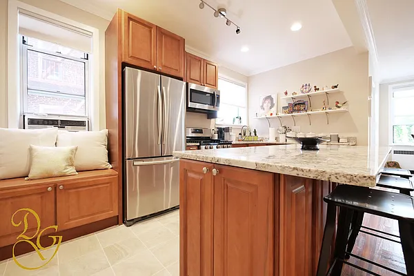 Sold by Dorsa Group | media 33