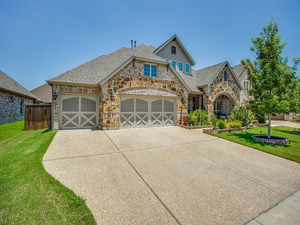 1st image of 3012 Martha Dr