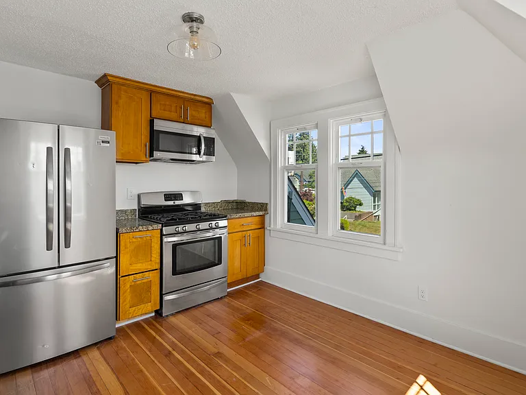 1315 NW 85th St #1 — Photo 12