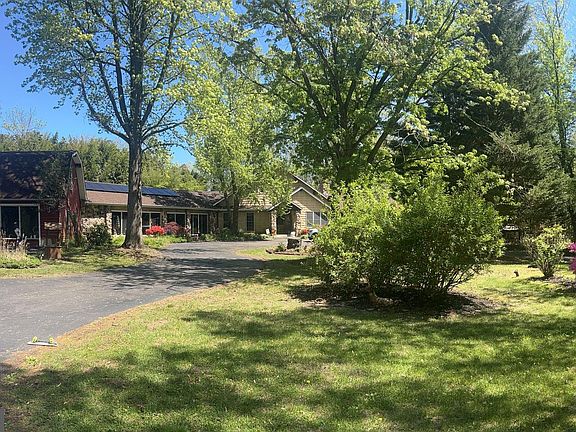 2nd image of 309 Creek Rd
