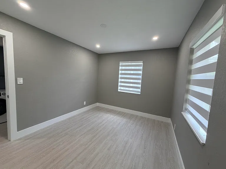 827 Franklin Rd — Photo 8