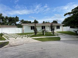 19715 SW 99th Pl, Cutler Bay, FL 33157