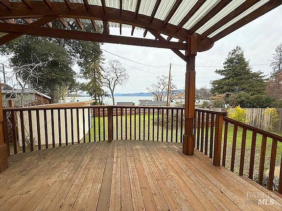 3rd image of 6585 Hohape Avenue