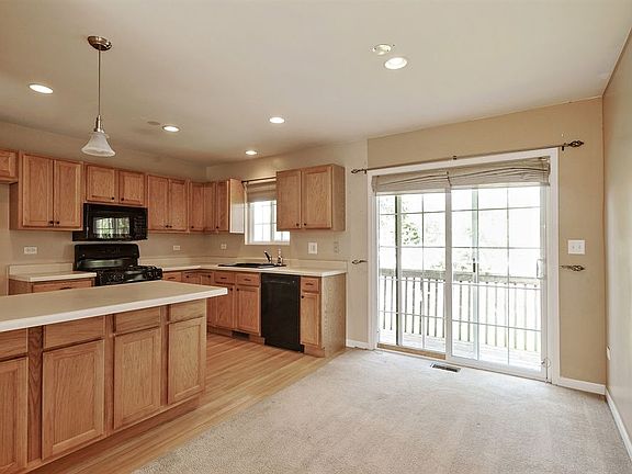 3rd image of 3415 N Lewis Ave