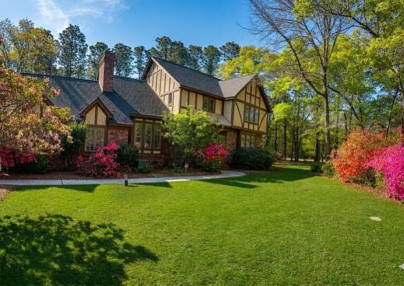 2nd image of 4391 Cloudmont Dr