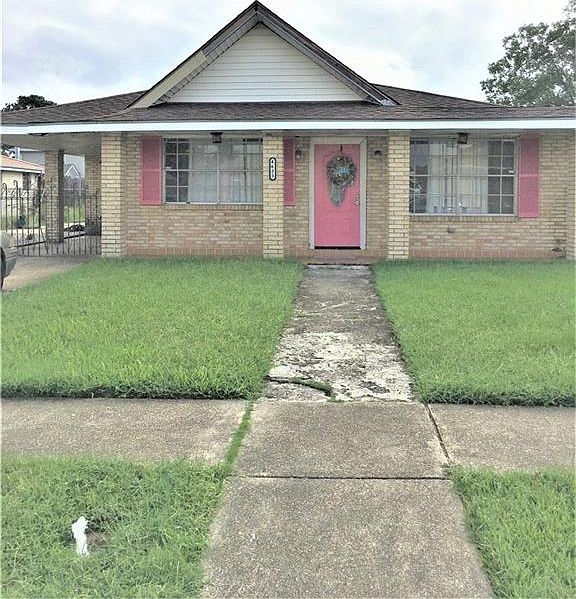 1st image of 4633 Chantilly Dr