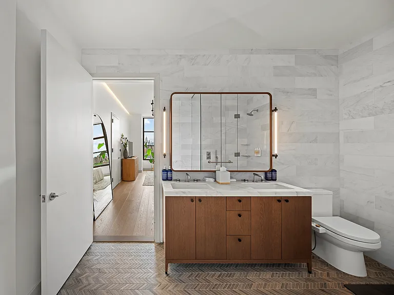 180 Front St #18B — Photo 30