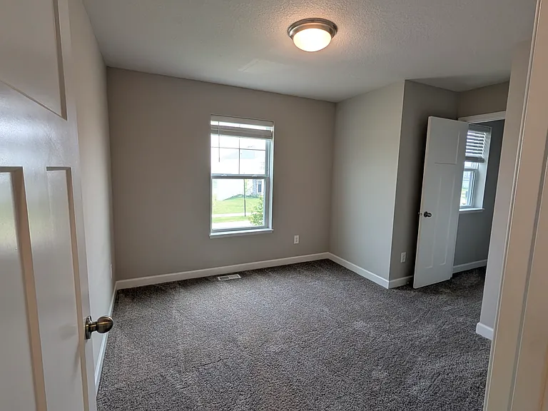 7368 183rd St W — Photo 21