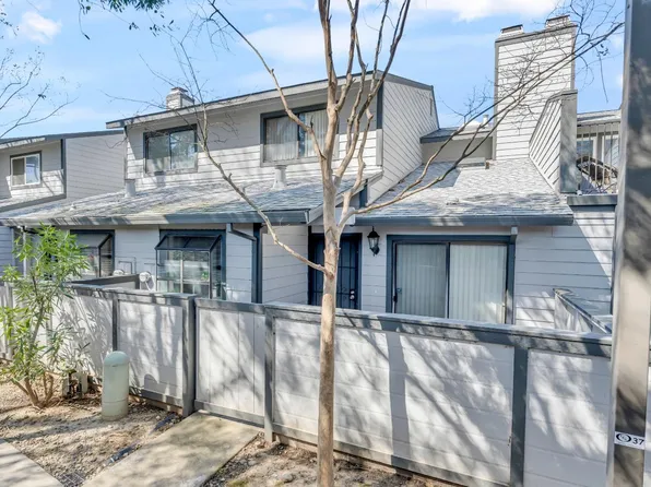 6342 Rain Meadow Ln, Citrus Heights, CA 95621