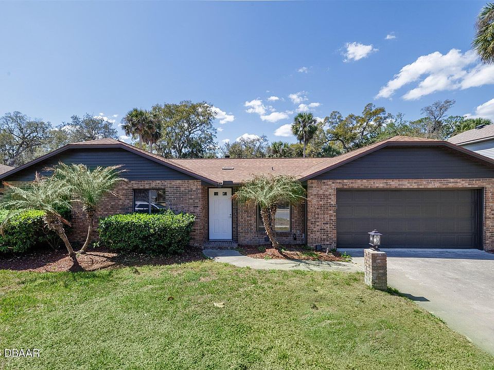 1st image of 33 Sycamore Cir