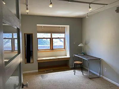 2715 Darley Ave — Photo 16