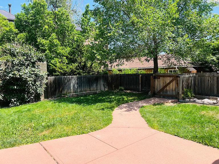 2205 S High St #2205 — Photo 8