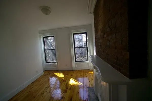 Rented by Alta Real Estate | media 41