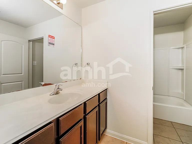 19904 Woodrow Wilson St — Photo 13