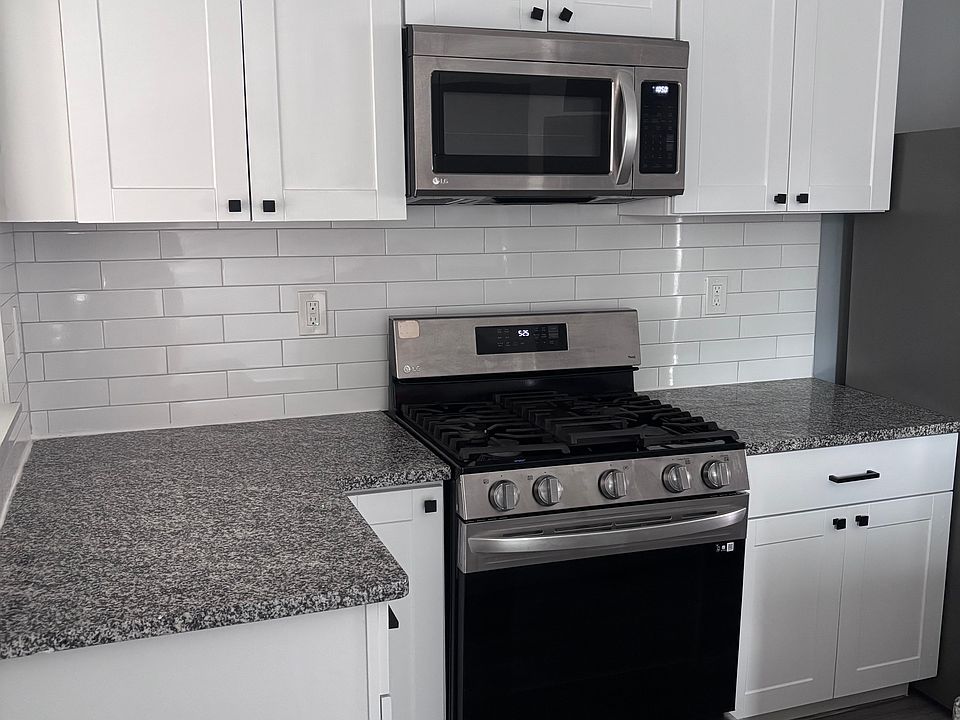 1st image of 10 S Rosedale St