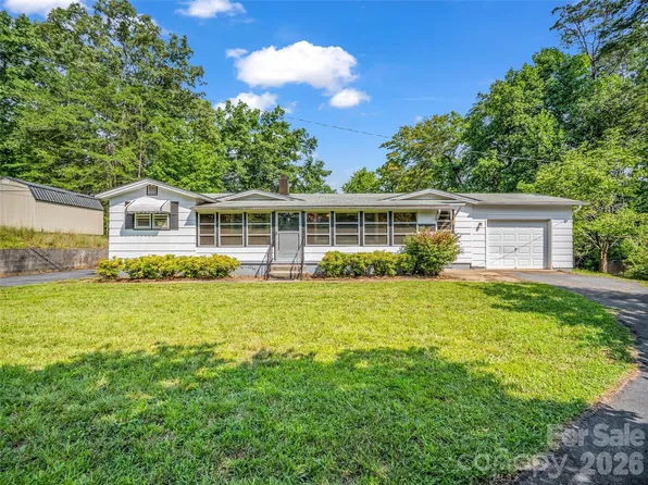 238 Howell Rd, Lake Lure, NC 28746