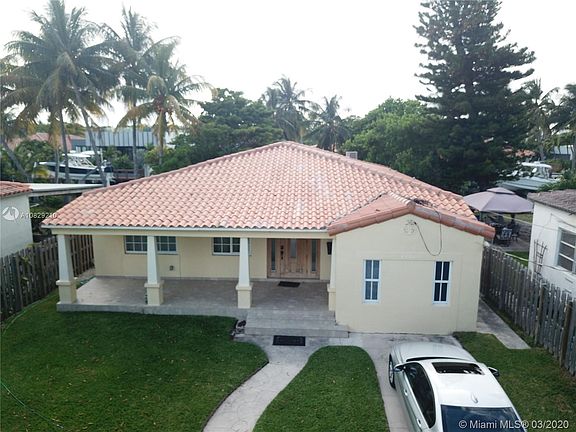 2nd image of 8070 Hawthorne Ave #8070
