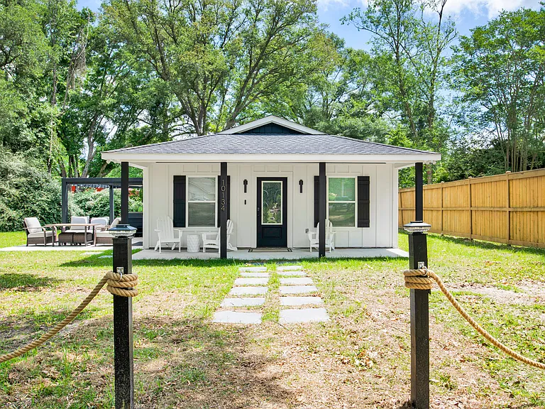 10134 Longview Dr — Photo 21