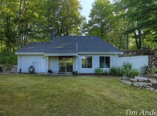 2215 Eighteen Mile Rd NE, Cedar Springs, MI 49319