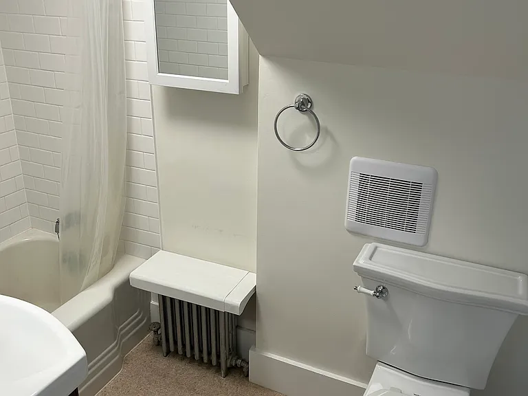 194 N Main St #1 — Photo 13