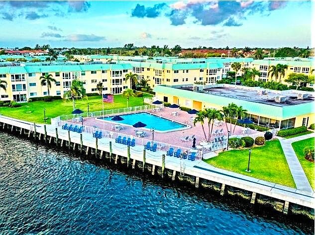 34 Colonial Club Dr APT 100 Boynton Beach FL 33435 Zillow