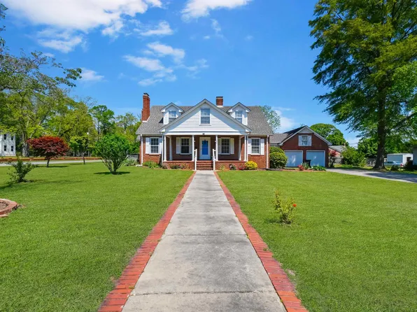 408 6th St N, Clanton, AL 35045