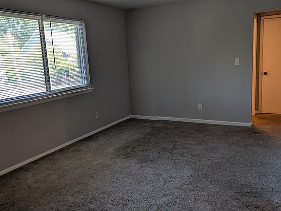 2nd image of 1980 Stanton Rd APT 5