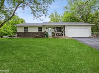 1710 Blossom St, Crystal Lake, IL 60014