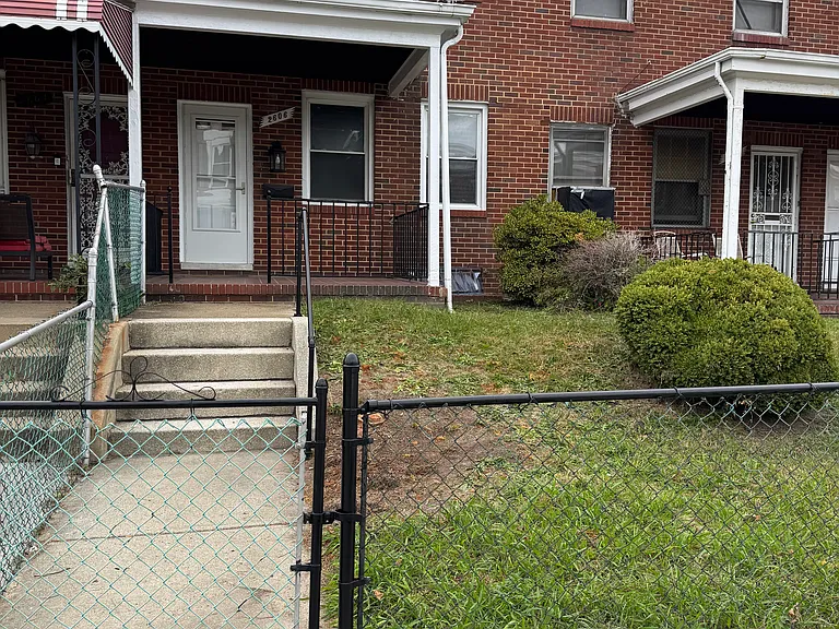 2606 Kirk Ave — Photo 9