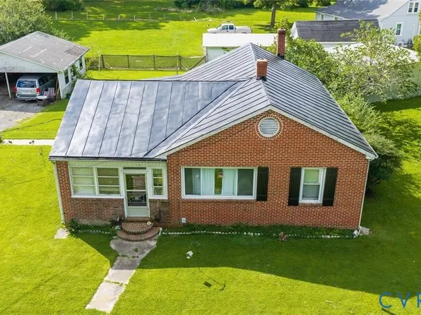 110 Ogden St, West Point, VA 23181