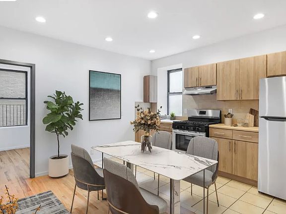 3rd image of 1627 Park Ave APT 4D