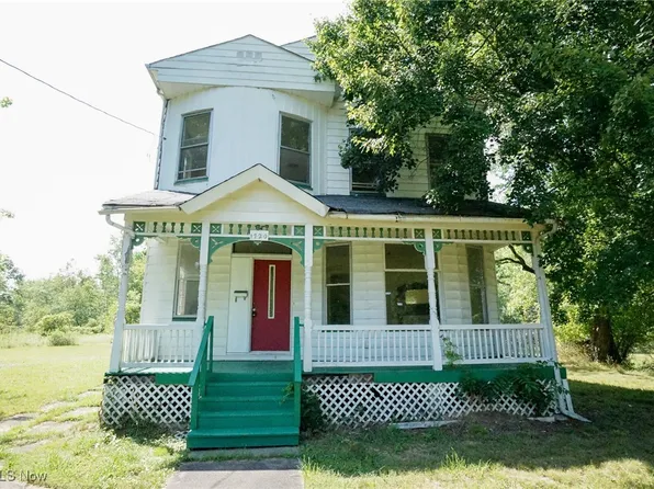 1720 Jacobs Rd, Youngstown, OH 44505