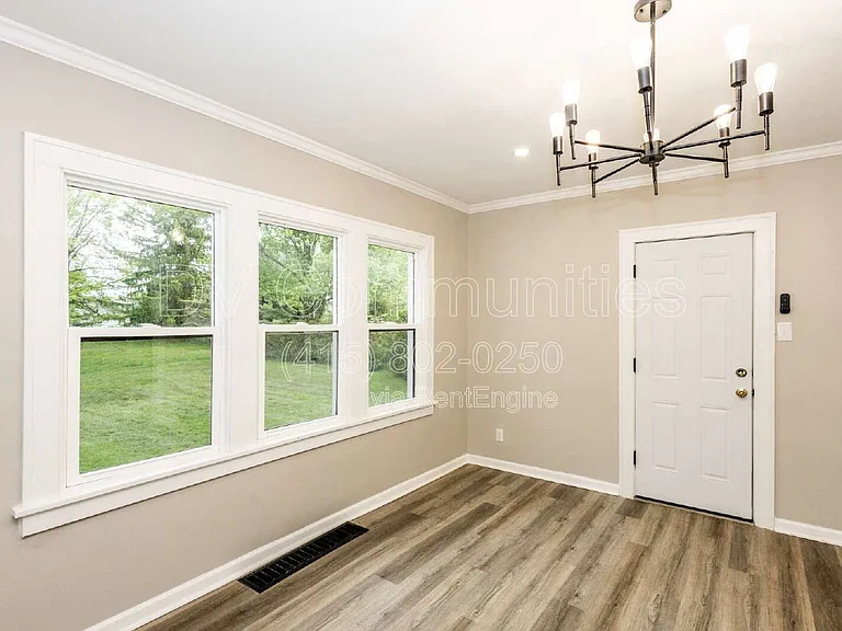 29396 Detroit Rd — Photo 5