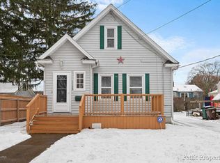 1129 Comfort St, Lansing, MI 48915