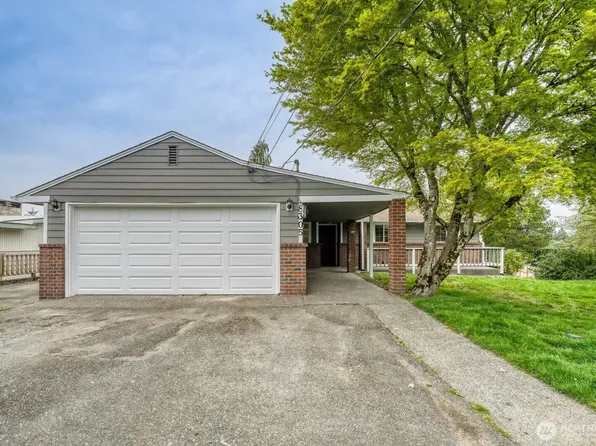 8305 43rd Place W, University Place, WA 98466