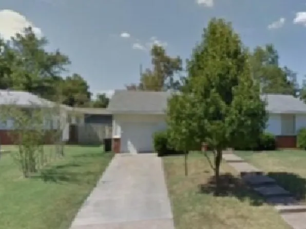 5749 E 30th Pl, Tulsa, OK 74114