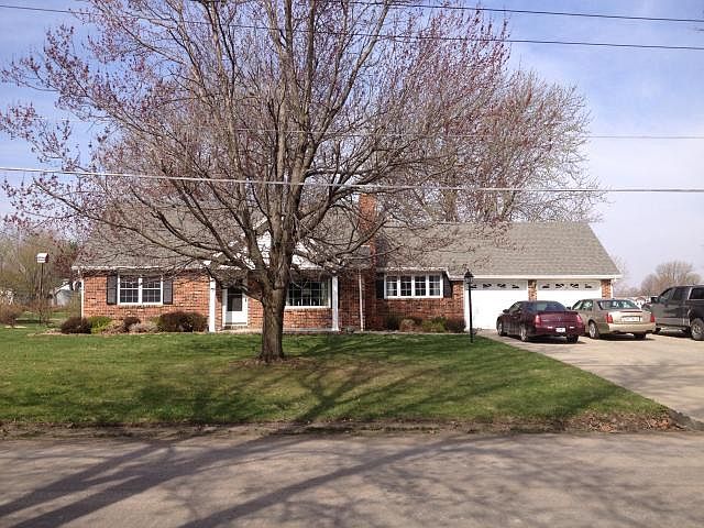 1st image of 827 N Emmerson St