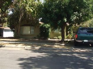 2838 N 4th St, Fresno, CA 93703