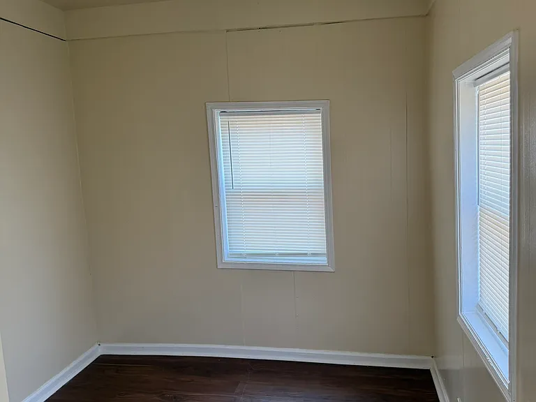 47 William St #2A — Photo 8