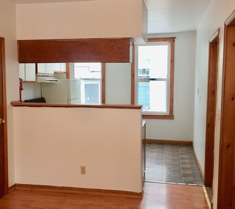 1st image of 418 N River St APT 2