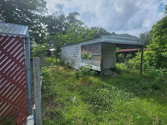 4th image of 1120 College Rd