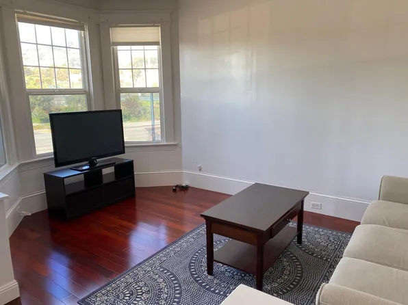 2009 San Jose Ave, San Francisco, CA 94112