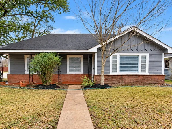 1003 W 7th St, 1003 W 7th St #A, Freeport, TX 77541