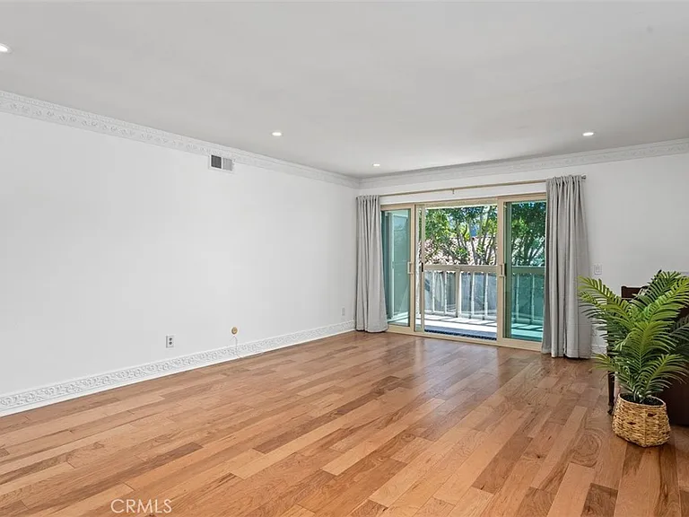 31508 W 9th Dr — Photo 7