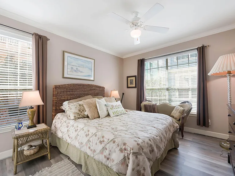 7000 Seawall Blvd #524 — Photo 22