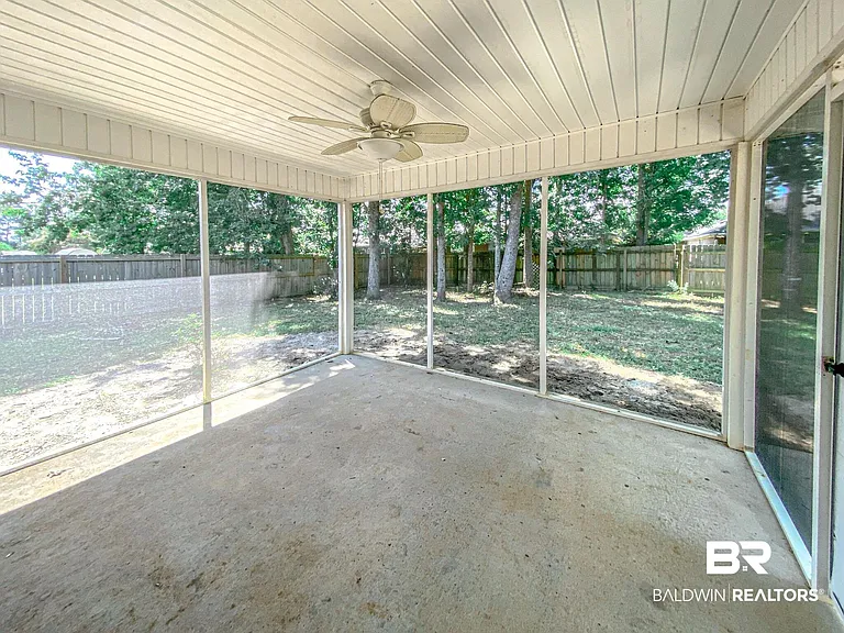 16648 Vanilla Dr — Photo 17