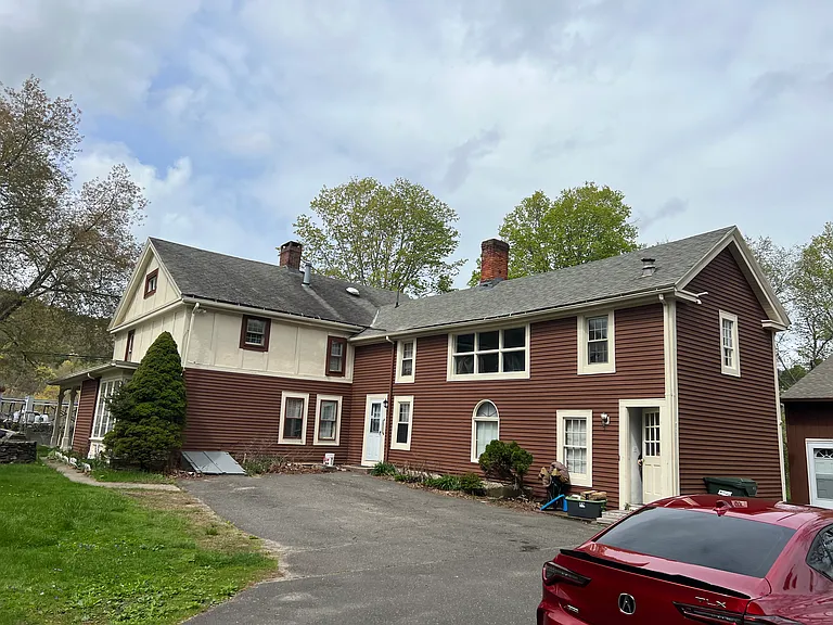 1449 Waterbury Rd #1 — Photo 11