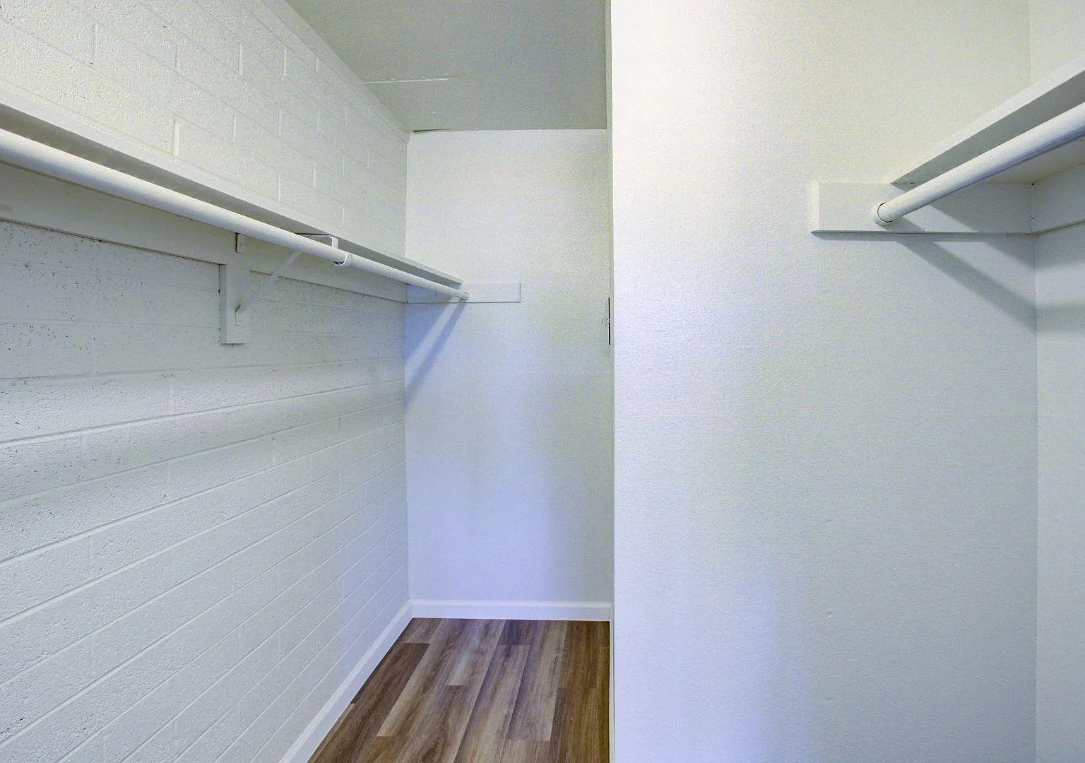 South Edge — Photo 4